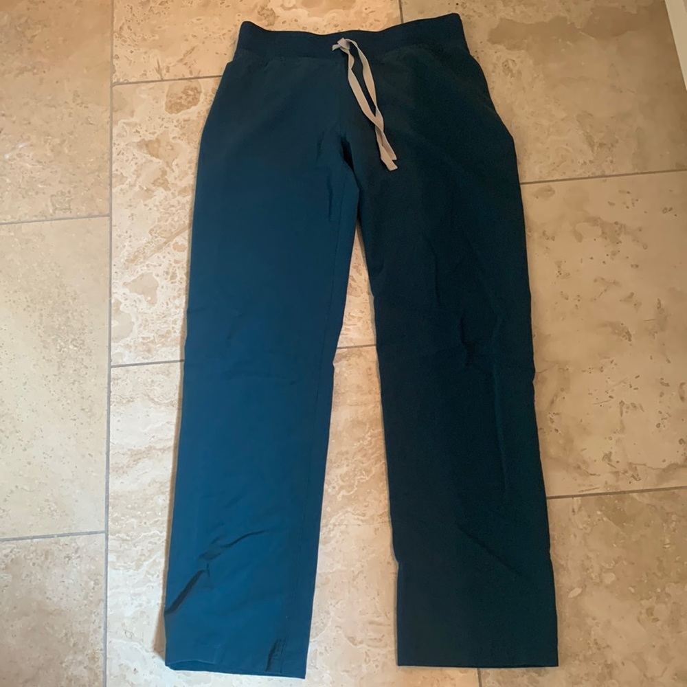 Figs Livingston pants size XS caribbean blue